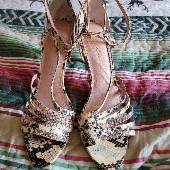 Hal Rubenstein all leather snake print strappy heels (9) - Picture 2 of 12